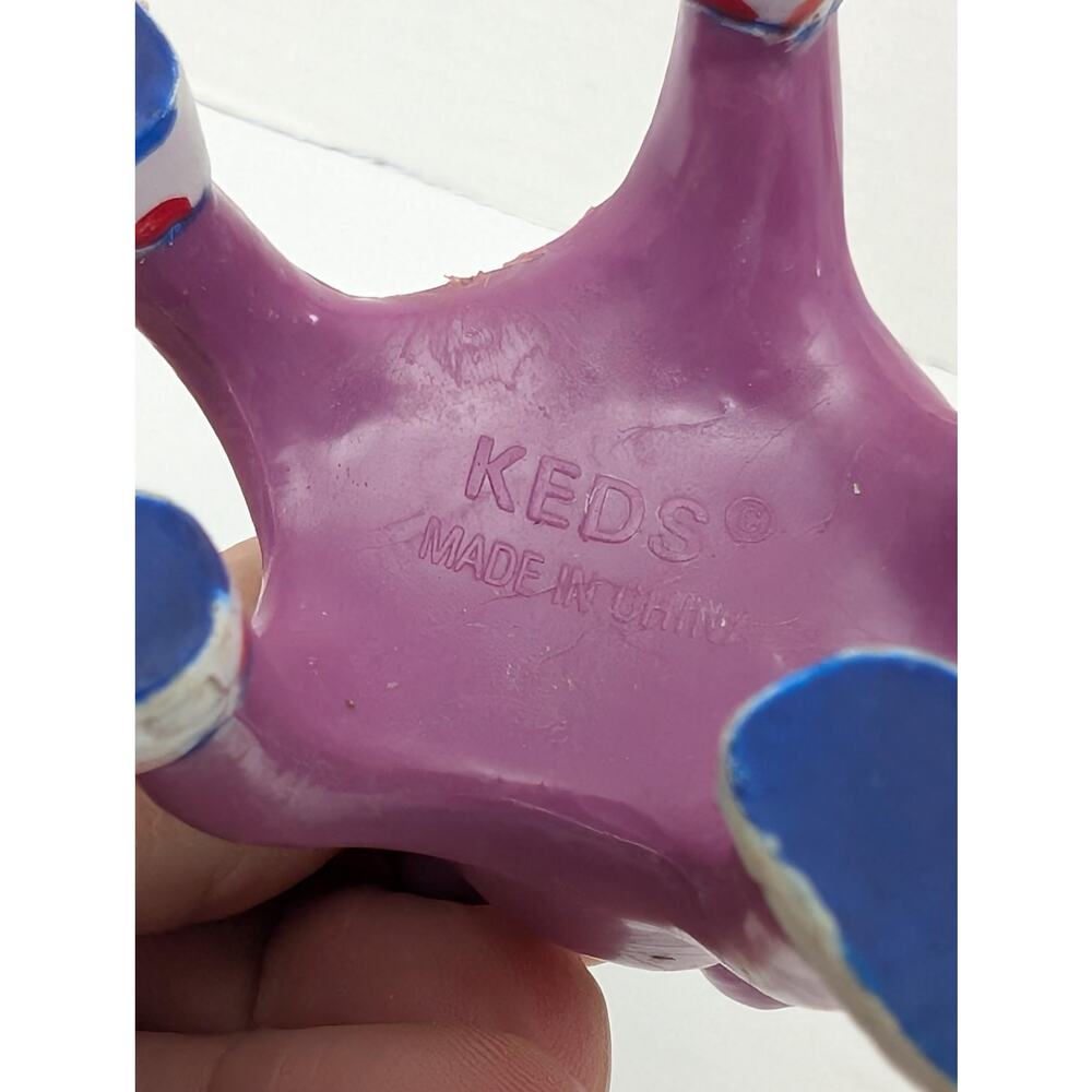 Vintage 1980s Keds Purple Alien Monster Promotional Figure Rare PVC Toy - Picture 6 of 7